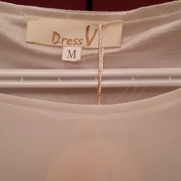 Dress - Picture 2 of 4